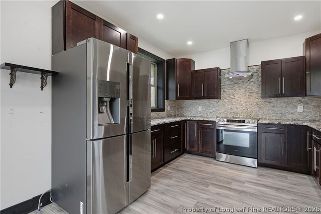 5721 Waters Edge Drive, Fayetteville, NC 28314