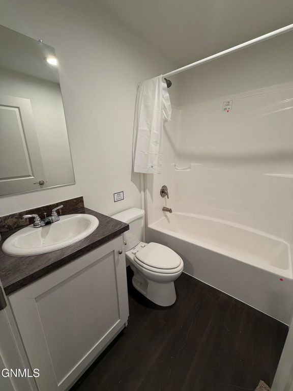 119 Countryside Lane, Mandan, ND 58554 photo 12