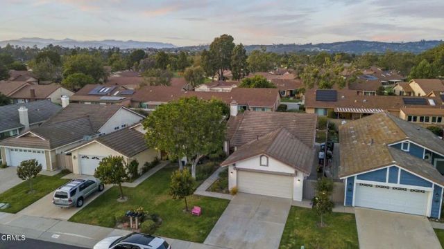 5681 Calle Sencillo, Camarillo, CA 93012