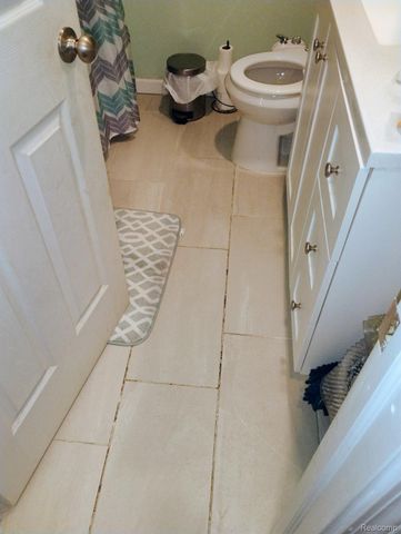 12330 Santa Rosa Drive, Detroit, MI 48204