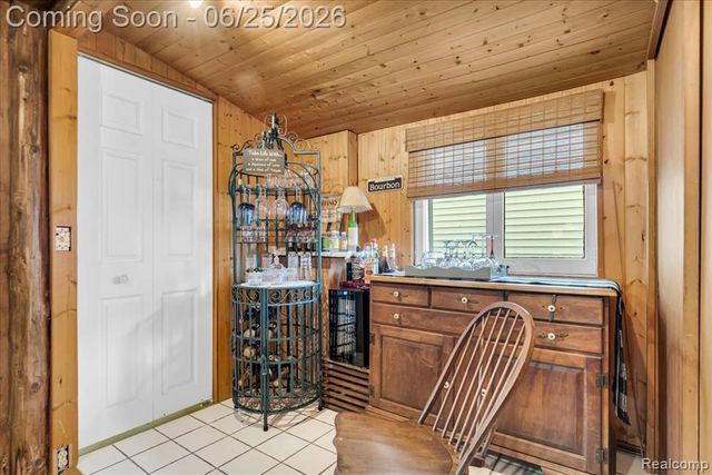 9905 Dixie Highway, Ira, MI 48023
