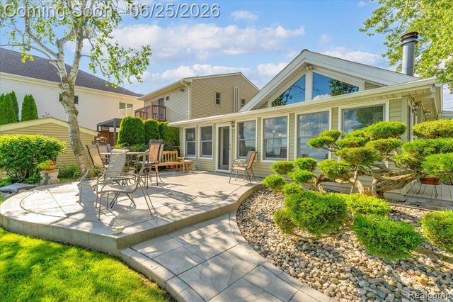 9905 Dixie Highway, Ira, MI 48023