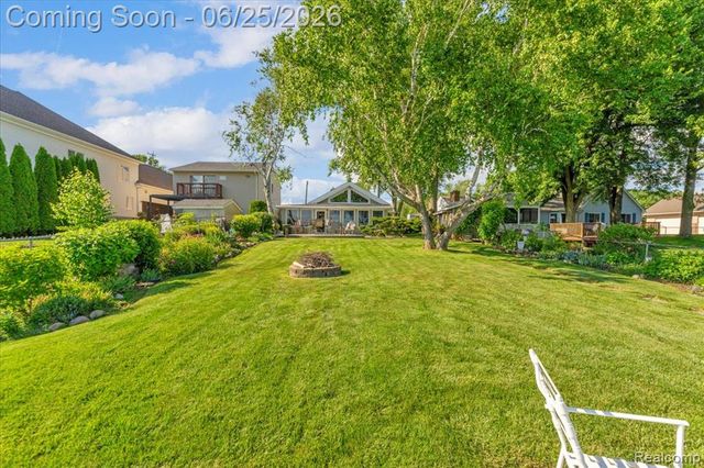 9905 Dixie Highway, Ira, MI 48023
