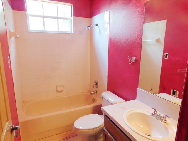 2412 BLUE STONE COURT, Valrico, FL 33594