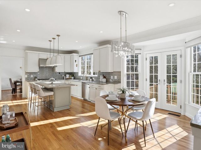 2310 COLONEL LINDSAY CT, Falls Church, VA 22043