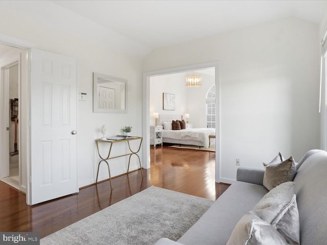 2310 COLONEL LINDSAY CT, Falls Church, VA 22043