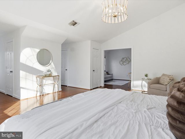 2310 COLONEL LINDSAY CT, Falls Church, VA 22043