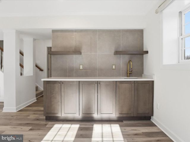 2310 COLONEL LINDSAY CT, Falls Church, VA 22043