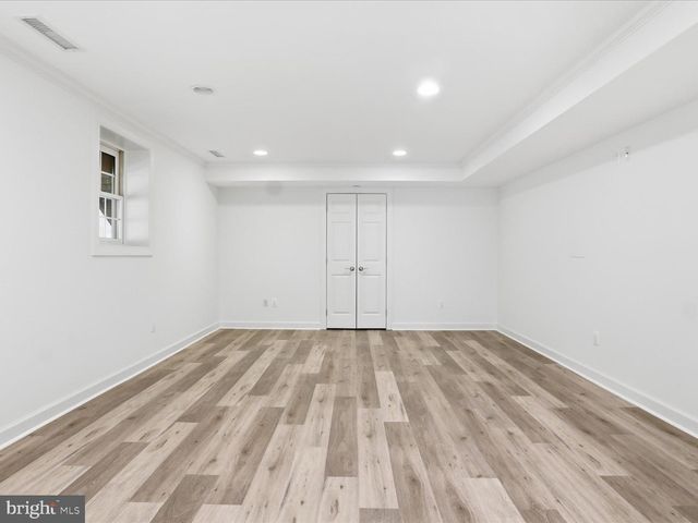 2310 COLONEL LINDSAY CT, Falls Church, VA 22043