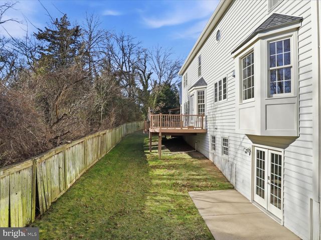 2310 COLONEL LINDSAY CT, Falls Church, VA 22043