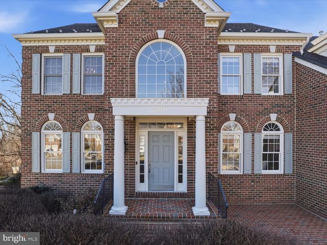 2310 COLONEL LINDSAY CT, Falls Church, VA 22043