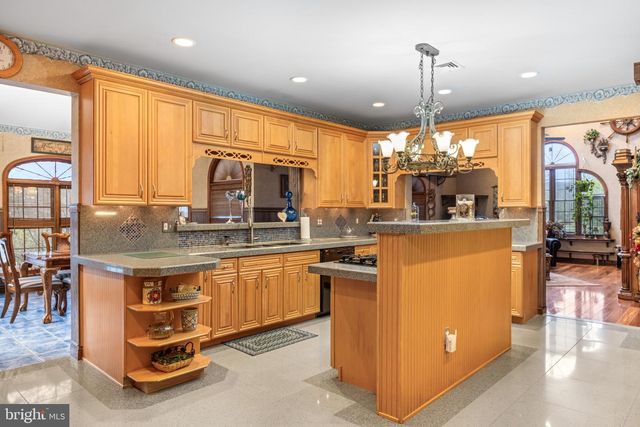 421 ARNEYS MOUNT BIRMINGHAM RD, Pemberton, NJ 08068