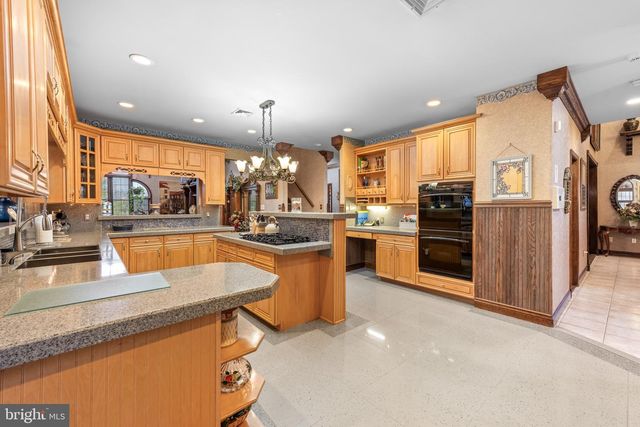 421 ARNEYS MOUNT BIRMINGHAM RD, Pemberton, NJ 08068