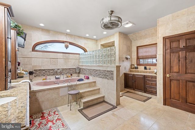 421 ARNEYS MOUNT BIRMINGHAM RD, Pemberton, NJ 08068