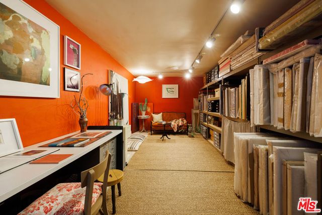 6205 Vidette Street, Los Angeles, CA 90042