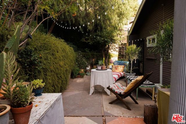 6205 Vidette Street, Los Angeles, CA 90042
