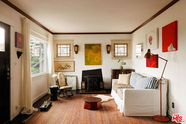 6205 Vidette Street, Los Angeles, CA 90042
