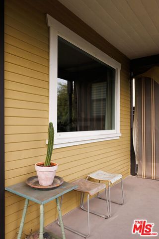 6205 Vidette Street, Los Angeles, CA 90042