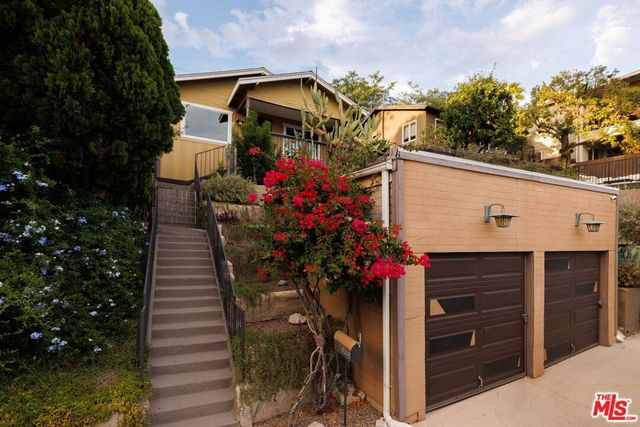 6205 Vidette Street, Los Angeles, CA 90042
