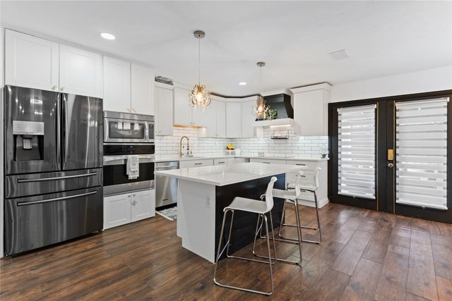 5013 Middleton Circle, The Colony, TX 75056