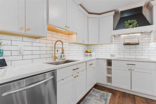 5013 Middleton Circle, The Colony, TX 75056