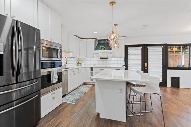 5013 Middleton Circle, The Colony, TX 75056