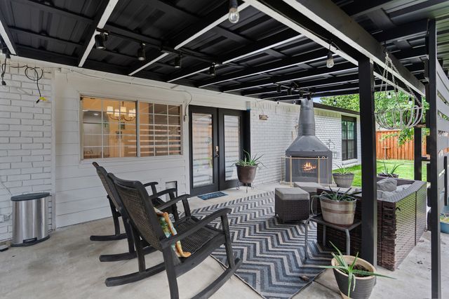 5013 Middleton Circle, The Colony, TX 75056