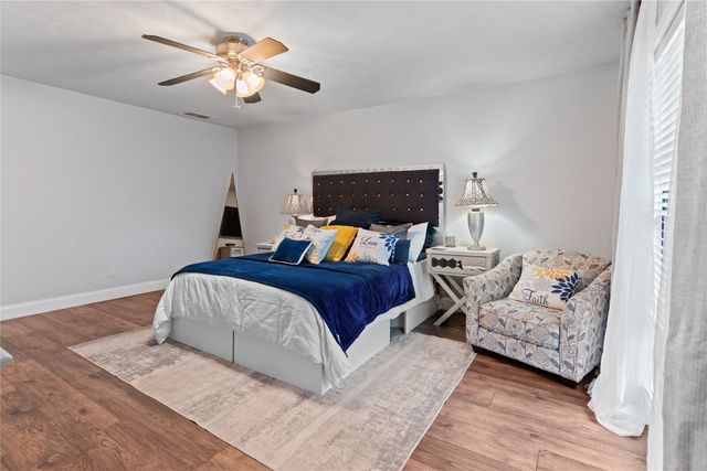 5013 Middleton Circle, The Colony, TX 75056