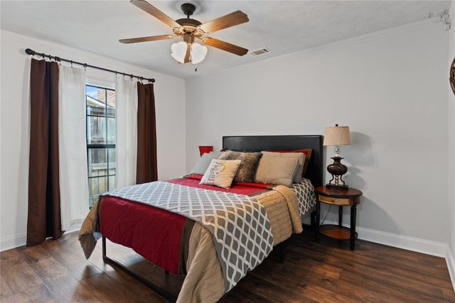 5013 Middleton Circle, The Colony, TX 75056