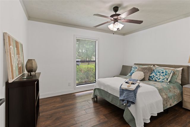 5013 Middleton Circle, The Colony, TX 75056