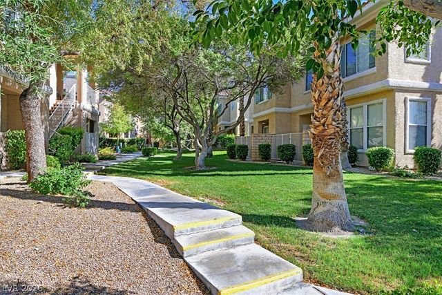 251 South Green Valley Parkway 3322, Henderson, NV 89012
