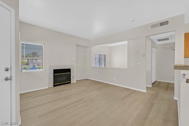 251 South Green Valley Parkway 3322, Henderson, NV 89012
