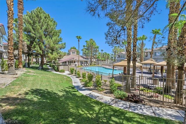 251 South Green Valley Parkway 3322, Henderson, NV 89012