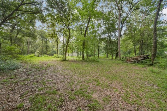 1706 County Road 3011, Dayton, TX 77535