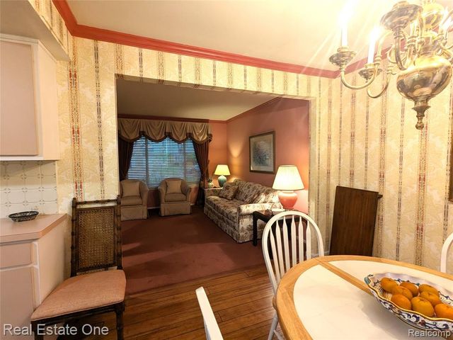 11266 Judy Drive, Sterling Heights, MI 48313