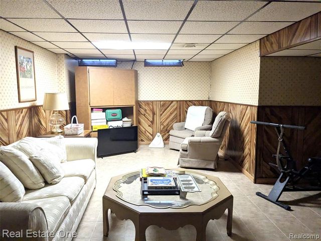 11266 Judy Drive, Sterling Heights, MI 48313