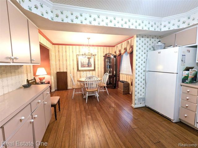 11266 Judy Drive, Sterling Heights, MI 48313