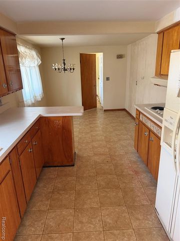 3349 Charmwood Drive, Port Huron, MI 48060