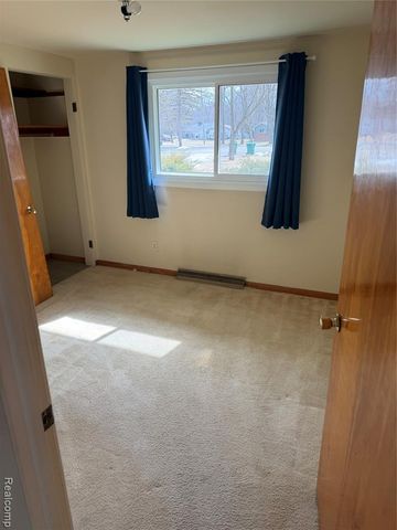 3349 Charmwood Drive, Port Huron, MI 48060