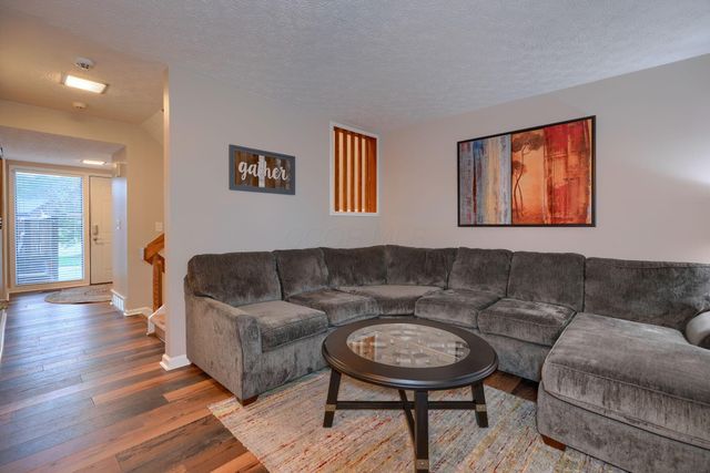 4883 Powderhorn Lane, 3, Westerville, OH 43081