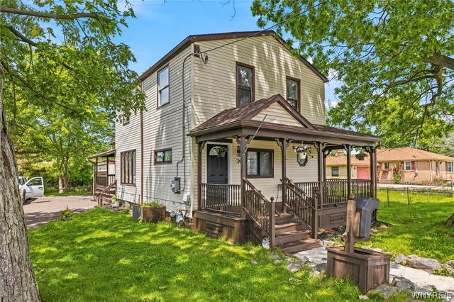 30 Dwyer Street, West Seneca, NY 14224
