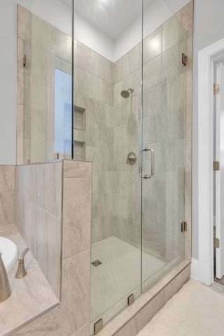 8040 Still Spring Ridge Dr, Nashville, TN 37221