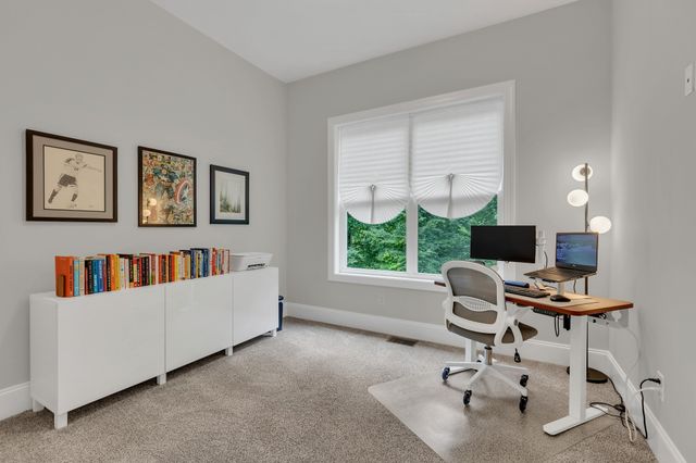 8040 Still Spring Ridge Dr, Nashville, TN 37221