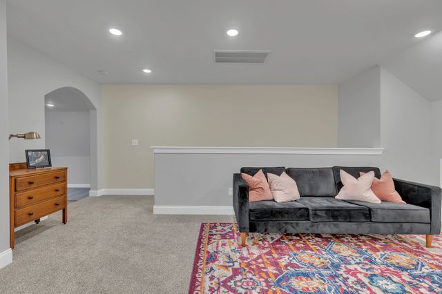 8040 Still Spring Ridge Dr, Nashville, TN 37221