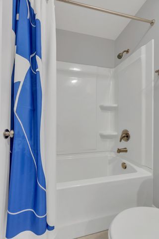 8040 Still Spring Ridge Dr, Nashville, TN 37221