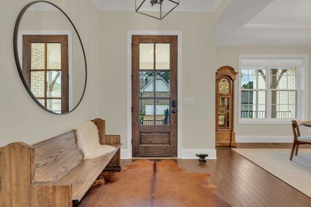 8040 Still Spring Ridge Dr, Nashville, TN 37221