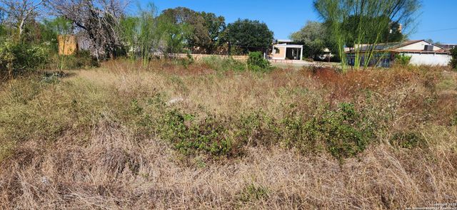 731 Sterling, San Antonio, TX 78220