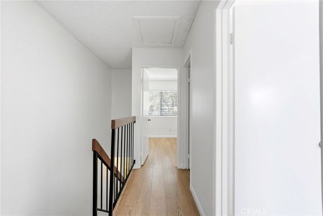 20120 Runnymede Street 17, Winnetka, CA 91306