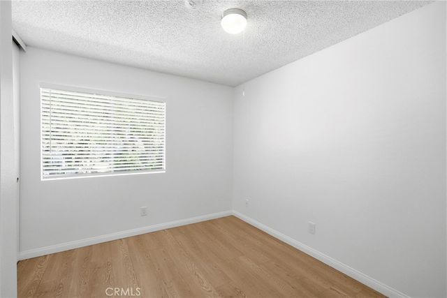 20120 Runnymede Street 17, Winnetka, CA 91306