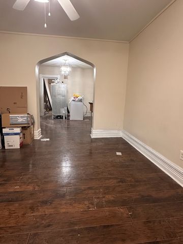 5515 S Princeton Avenue, Chicago, IL 60621